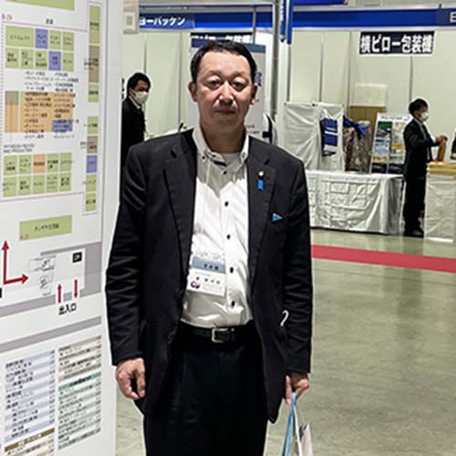 11/８㈫～10㈭　フ−ドメッセinにいがたが、開催されました。