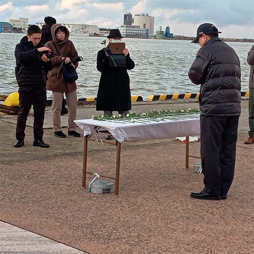 12/14㈯～15㈰　「在日北送事業65周年新潟港中央埠頭追慕式」「北朝鮮人権問題啓発フォーラム」に出席致しました。　